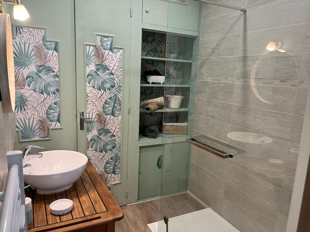 Apartament Les Avatars Saint-Amand-Mont-Rond Zewnętrze zdjęcie