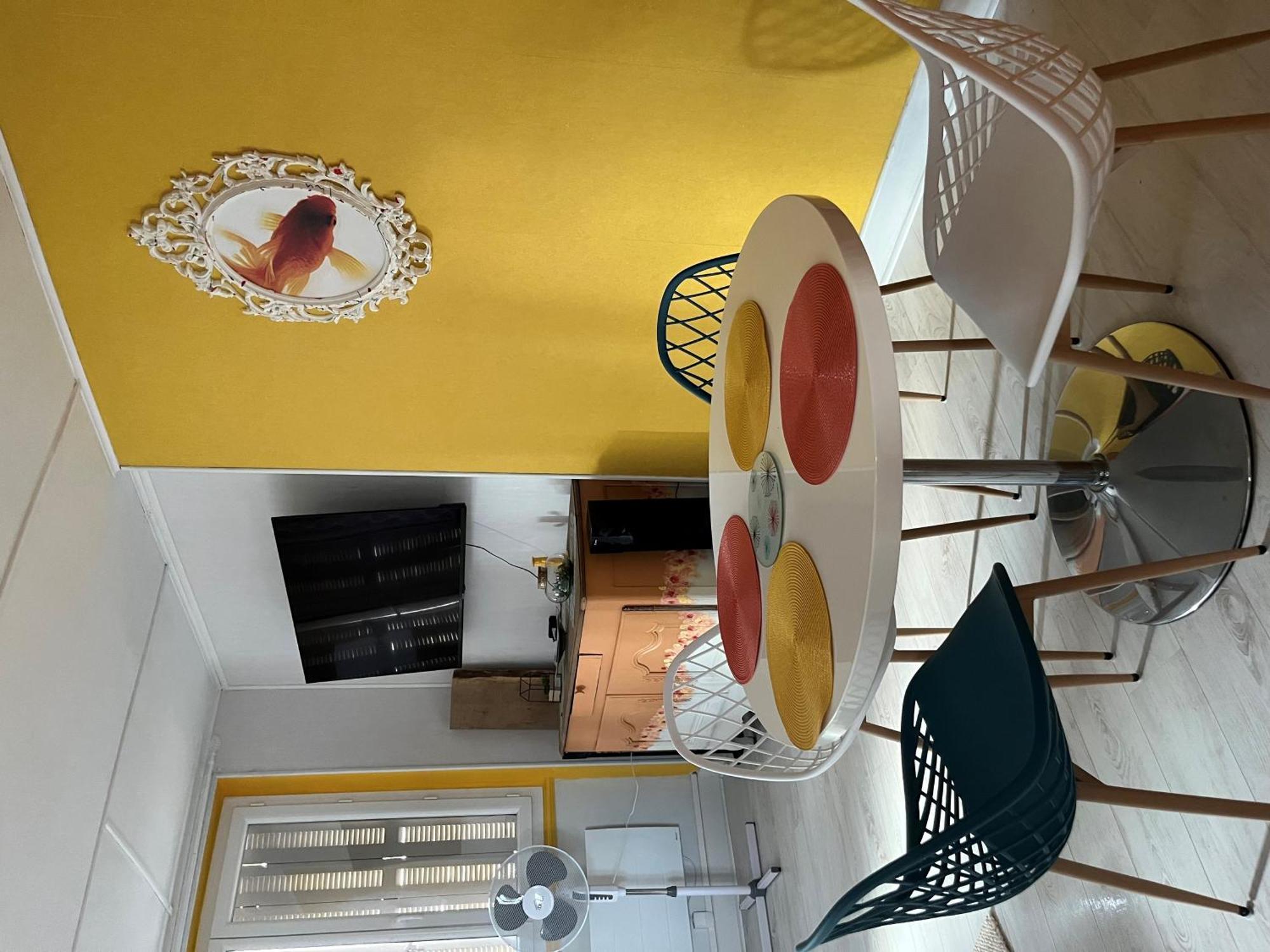 Apartament Les Avatars Saint-Amand-Mont-Rond Zewnętrze zdjęcie